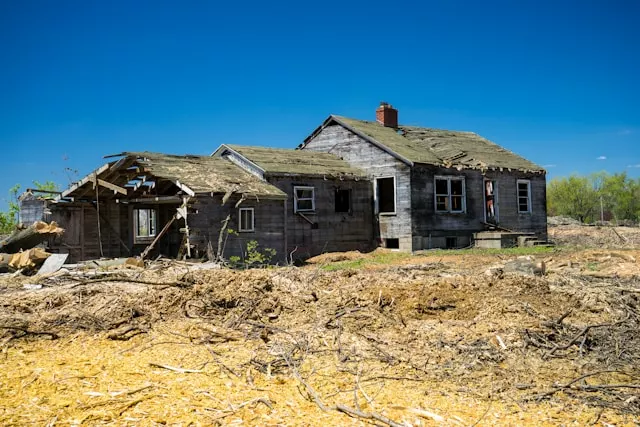 house damaged by tornado